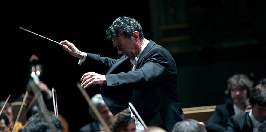 El director Gómez-Martínez estrena con la Orquesta de Valencia su obra Cartas de un enamorado
